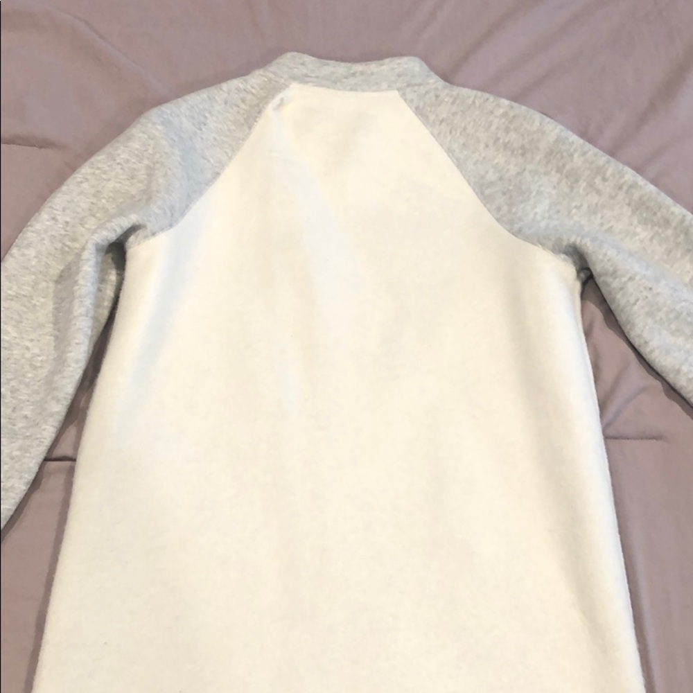 Cream/Grey Sweater - image 3